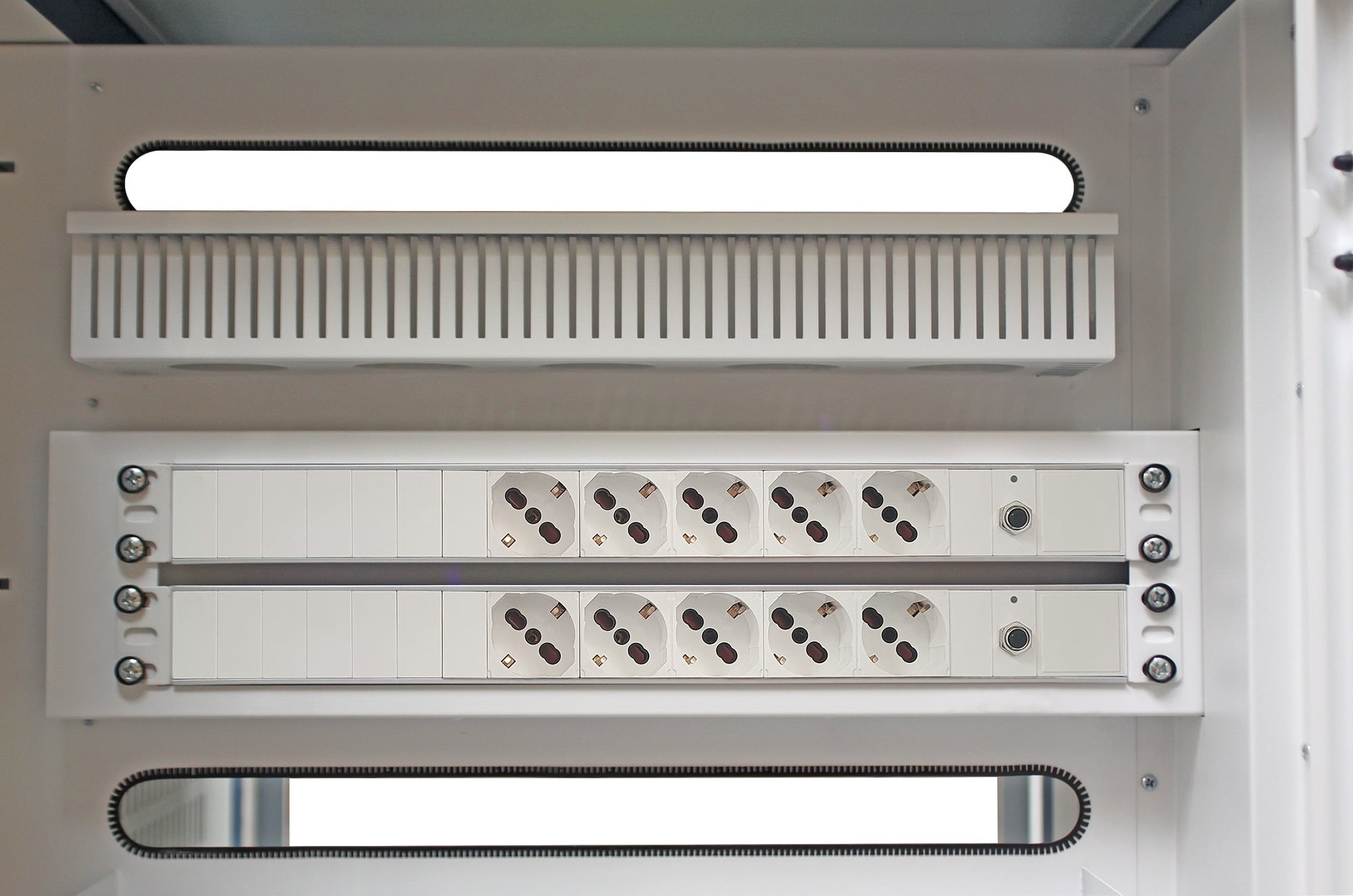Carrello Stazione di Ricarica Ventilato 30 Notebook o Smartphone Bianco/Blu - Techly Professional I-CABINET-30DTY