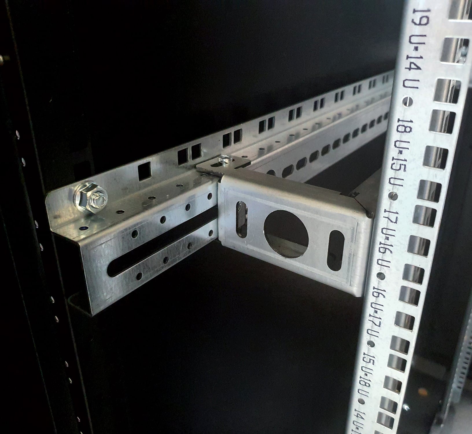 Armadio Server Rack 19'' 600x1000 12 Unità Nero da sotto-scrivania serie Evolution - Techly Professional I-CASE EV-1261BK