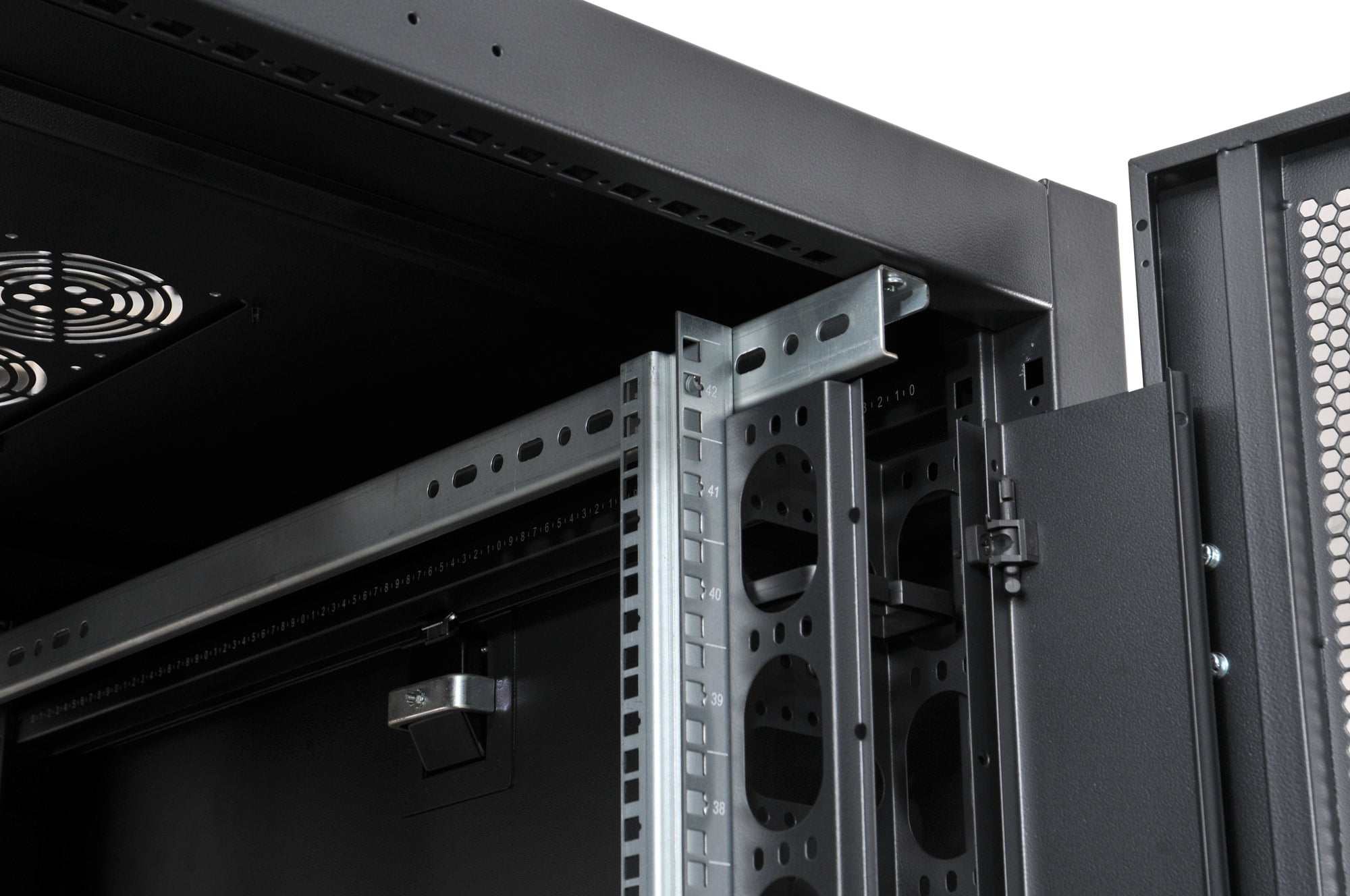 Armadio NetRack 19'' 600x1000 42 Unità Ventilato Nero da Assemblare - Techly Professional I-CASE FP-42VTBK2