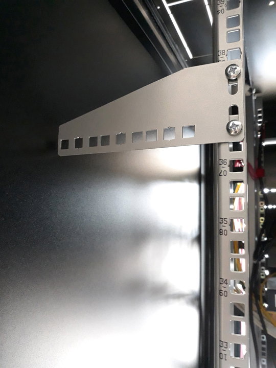 Coppia di staffe 3U per installazione verticale apparecchiature rack 19" - Techly Professional I-CASE RAIL-33G1U