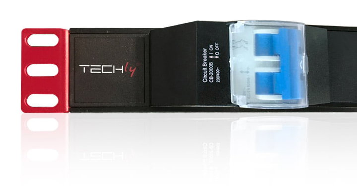 Multipresa 6 posti da rack 19" con magnetotermico spina Schuko angolata 1U - Techly Professional I-CASE STRIP-61UD