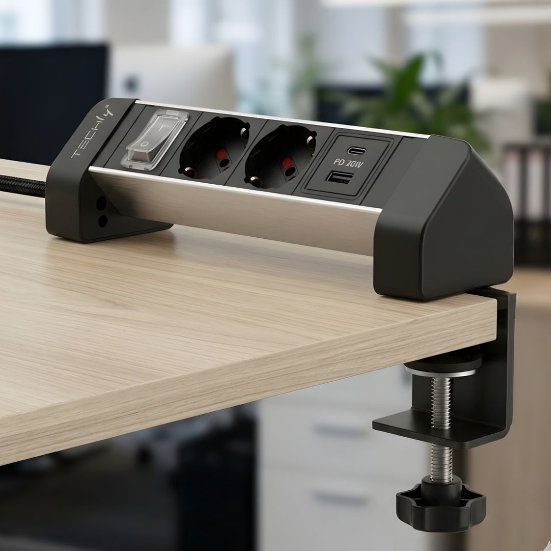 Multipresa da Tavolo 2 prese Italiane Bipasso 1 USB-C™ e 1 USB-A - Techly I-CASE STRIP-DK2UAC