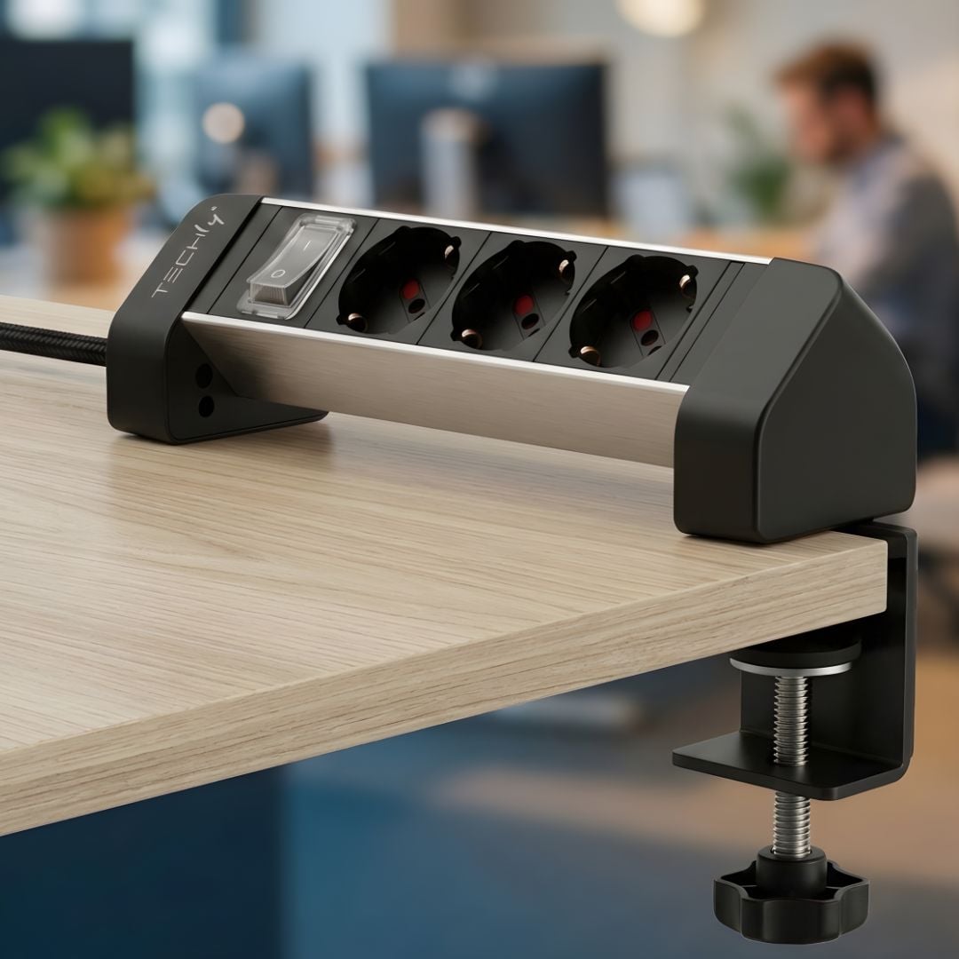 Multipresa da Tavolo 3 prese Italiane Bipasso - Techly I-CASE STRIP-DK3U