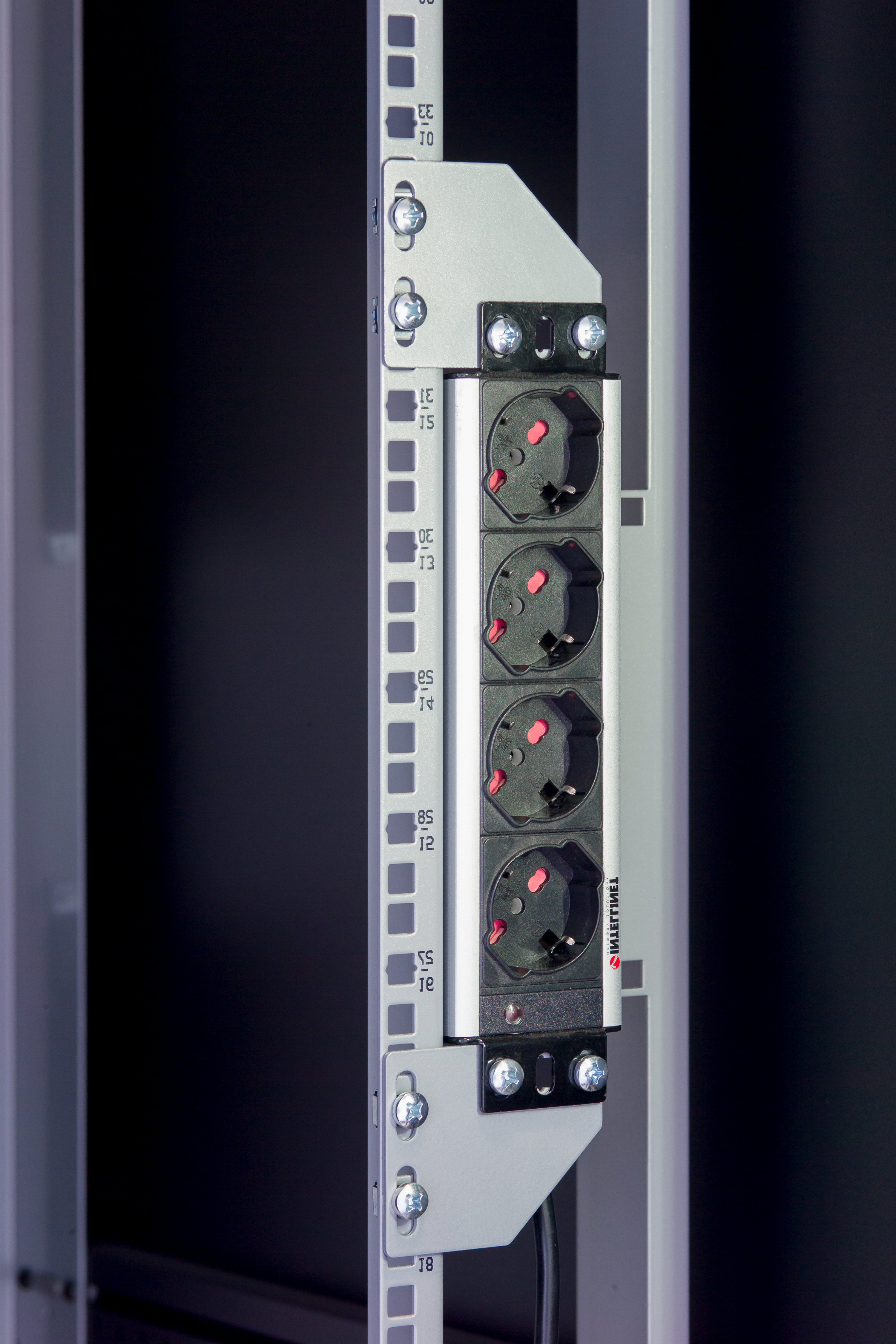 Staffe per Montaggio Verticale su Montanti Rack Silver - Techly Professional I-CASE SUPP-3G1U