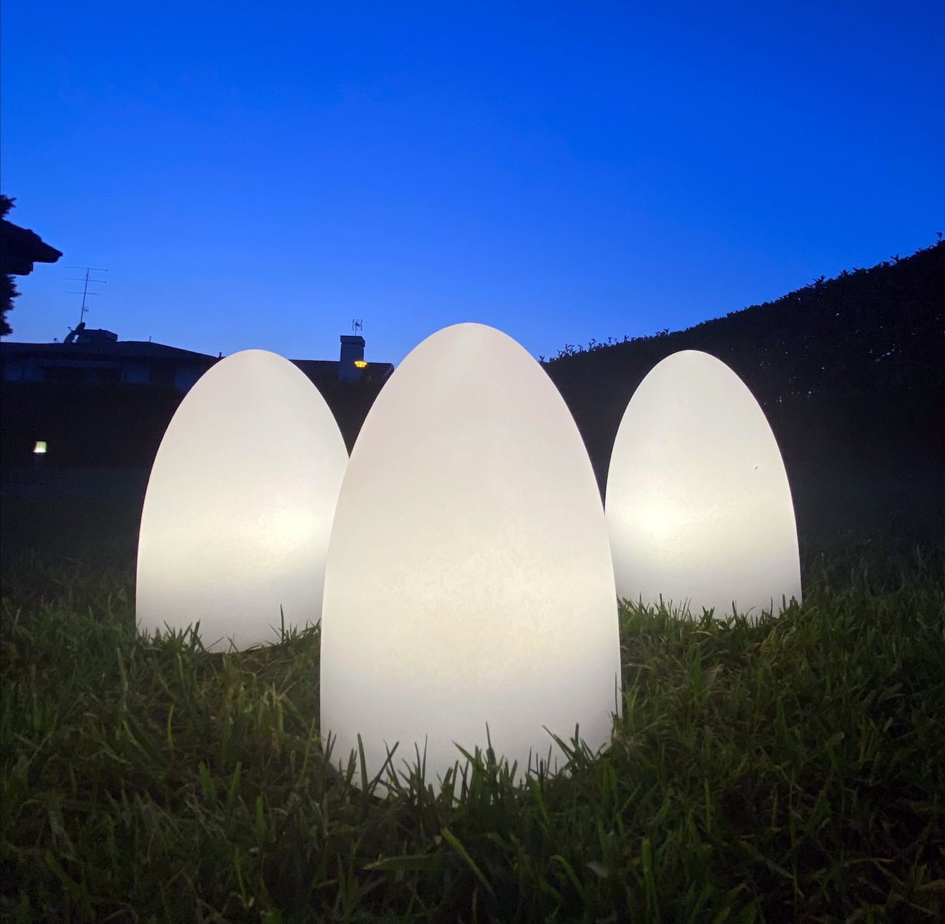 Lampada LED Multicolore di forma Ovale - Techly I-LED EGG