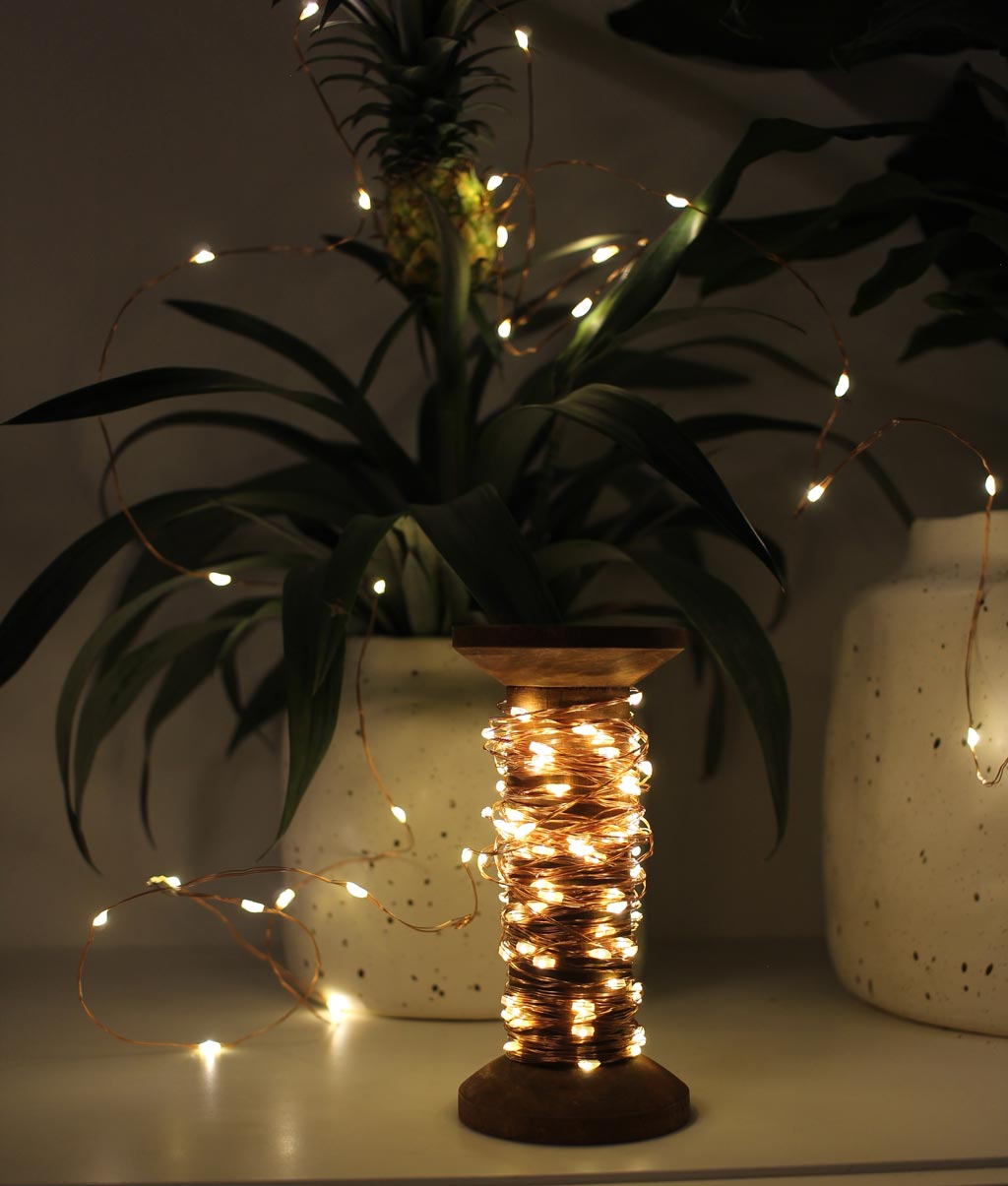 Bobina con Filo di Rame 150 Luci LED IP22 USB Interruttore On Off - Goobay I-LED-CHAIN150YARN