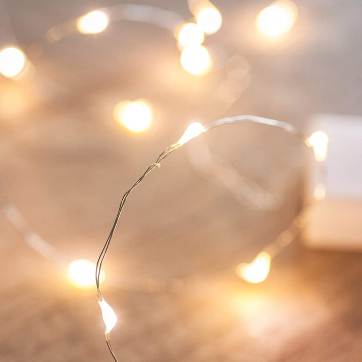 Luci Natalizie da Interno 20 LED a Filo Argentato con Timer A++ - Goobay I-LED-CHAIN20T