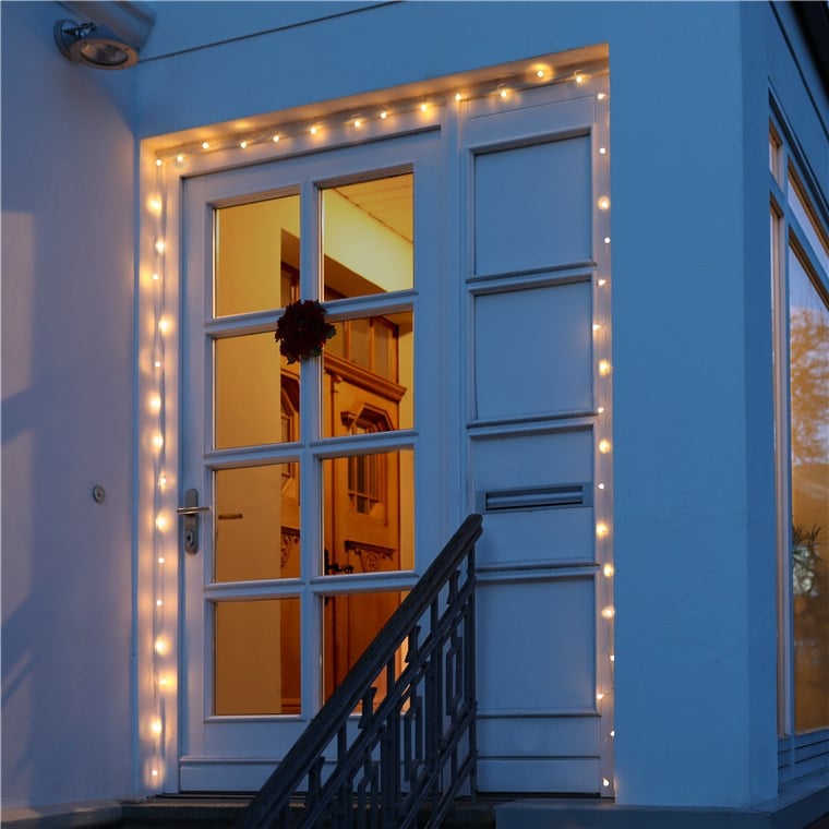 Stringa 80 LED Globo IP44 Bianco Caldo a Batteria con Timer - Goobay I-LED-CHAIN80GLOBES