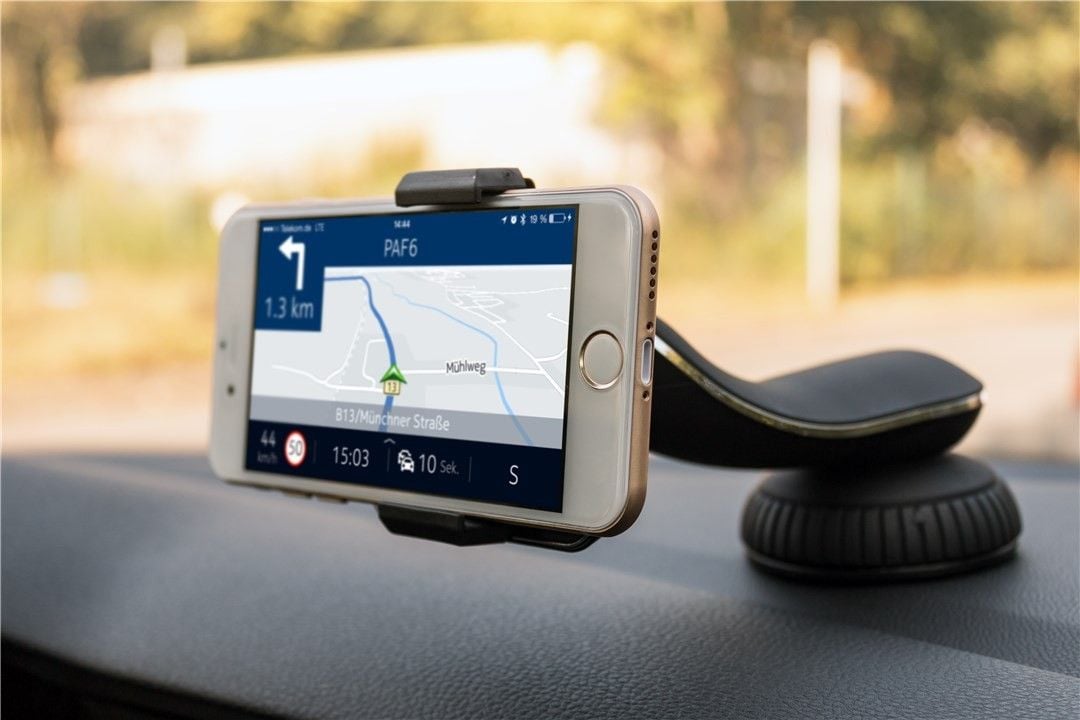 Supporto da Auto per Smartphone Universale con Ventosa - Goobay I-SMART-VENT45
