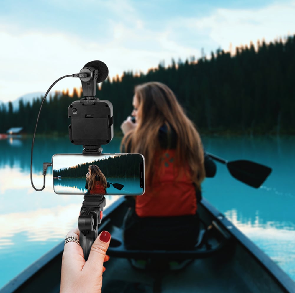 Kit Vlogger Treppiede per Smartphone 4,7''–7'' con Luce LED e Microfono Direzionale - Logilink I-SMART-VLOG