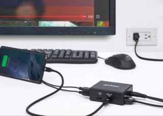 USB-C Hub with Power Delivery Charging Function 45W - Manhattan IADAP USB31-DOCK5