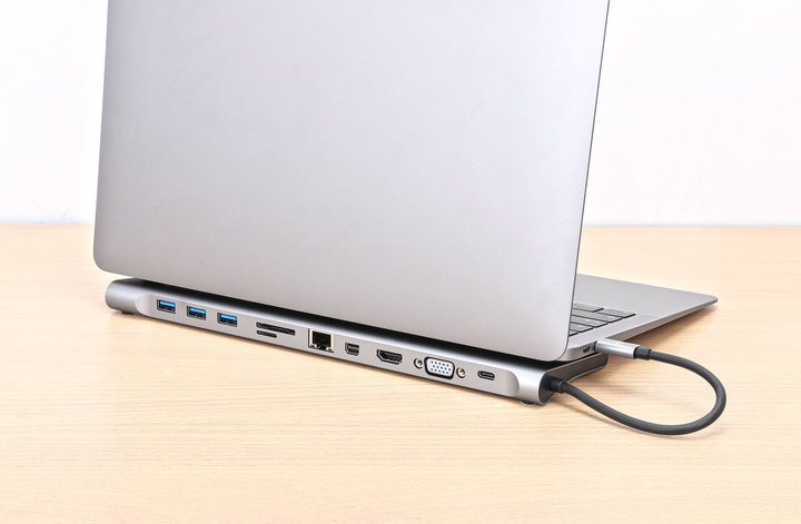 USB-C Docking Station 11-in-1 triple monitor MST - Manhattan IADAP USB31-MULTI4