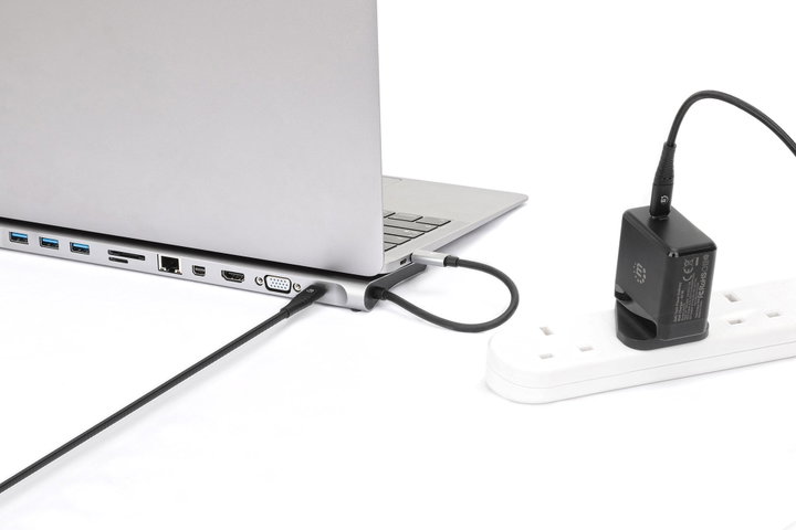 USB-C Docking Station 11-in-1 triple monitor MST - Manhattan IADAP USB31-MULTI4