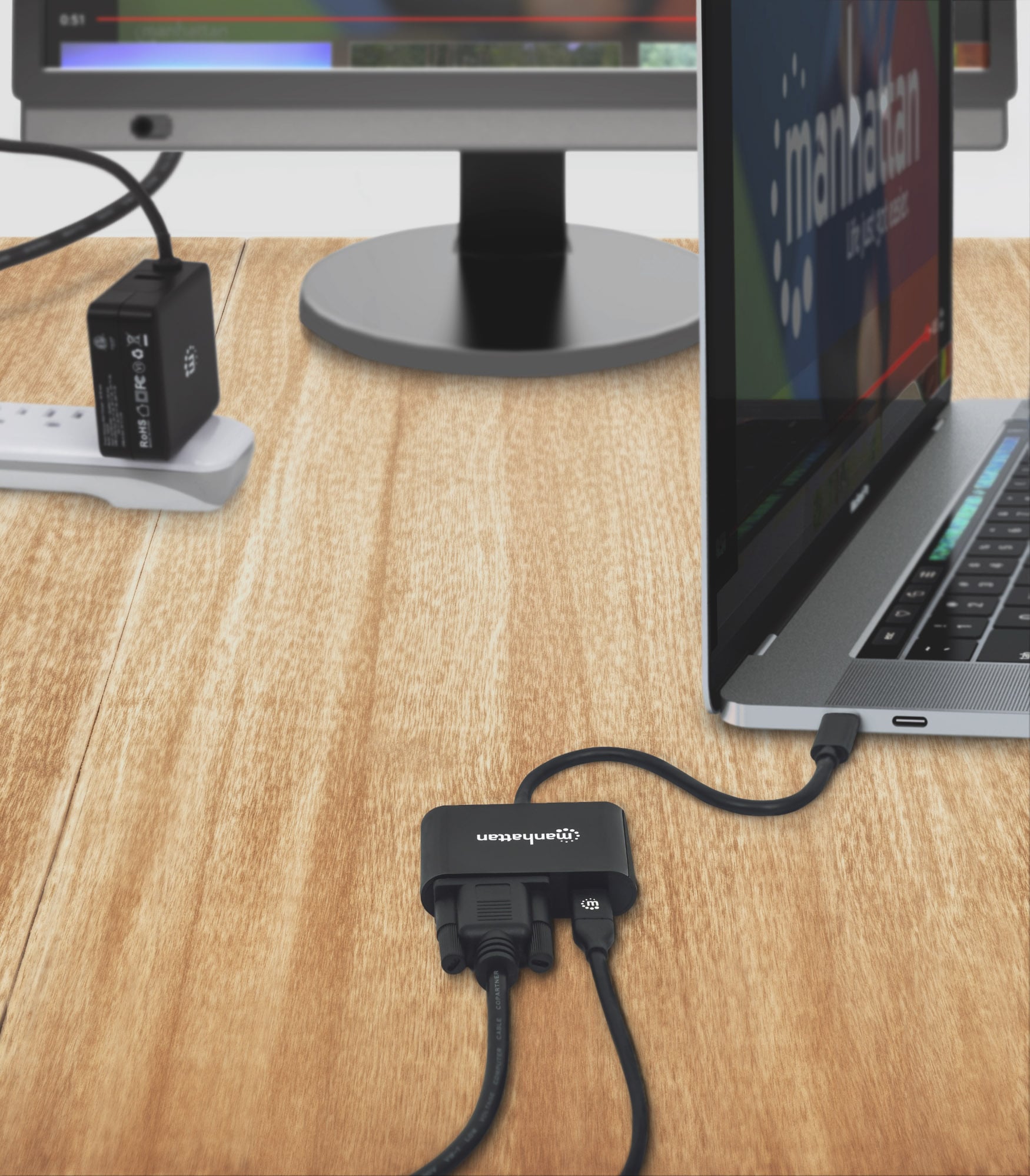 Adattatore Convertitore USB-C™ Maschio VGA Femmina con Power Delivery - Manhattan IADAP USB31-VGAMPD