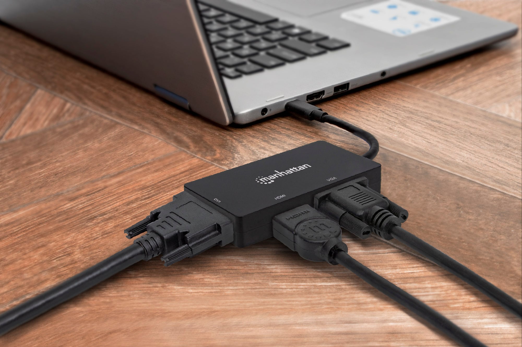 Convertitore Audio Video USB-C™ 3-in-1 Multiporta HDMI DVI VGA - Manhattan IADAP USBC-AV4K