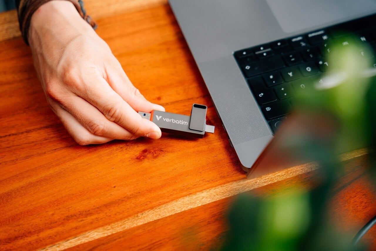 Memoria Dual USB-C/A 512 GB 3.2 Gen 1, Colore Grigio - Verbatim IC-32042