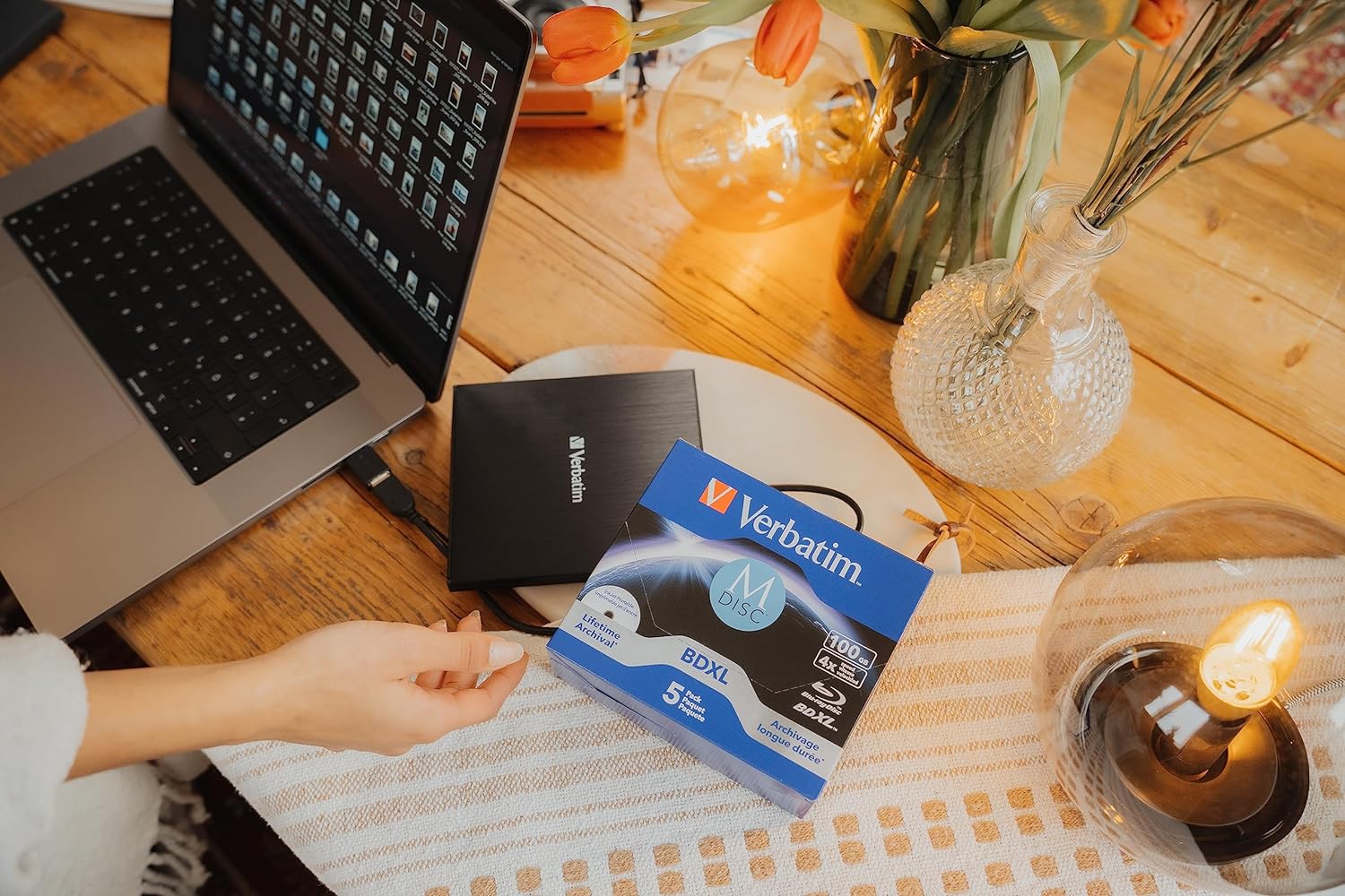 Lettore CD/DVD Esterno Slim USB 3.2 Gen1 con Porta USB-C™ - Verbatim IC-43886