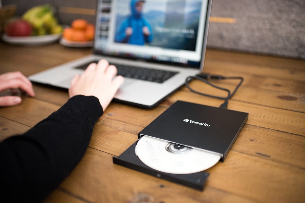 Lettore CD/DVD Esterno Slim USB 3.2 Gen1 con Porta USB-C™ - Verbatim IC-43886