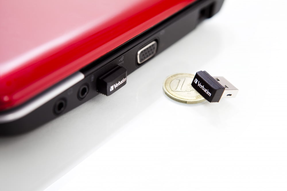 NANO Memoria USB 16GB Nero - Verbatim IC-97464