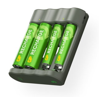 Charger for AA and AAA with 2 AA Batteries and 2 AAA Batteries Included - GP Batteries IC-GP202270