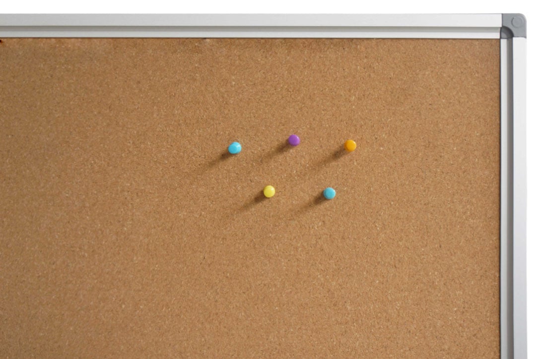Bacheca Lavagna in Sughero Cornice in Alluminio Anodizzato 45x60 cm - Techly ICA-CB 4560