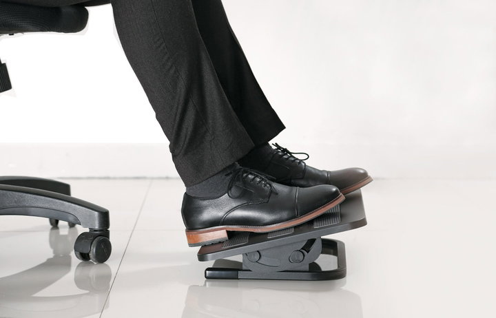 Adjustable Ergonomic Footrest for Smart Working - Manhattan ICA-FR 198