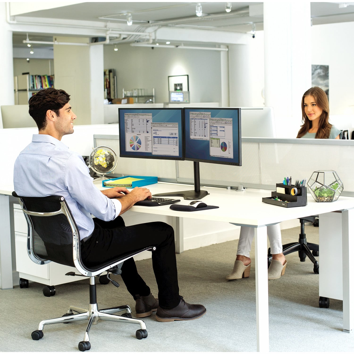 Supporto da scrivania per 2 Monitor 13-32'' con base - Techly ICA-LCD 2524
