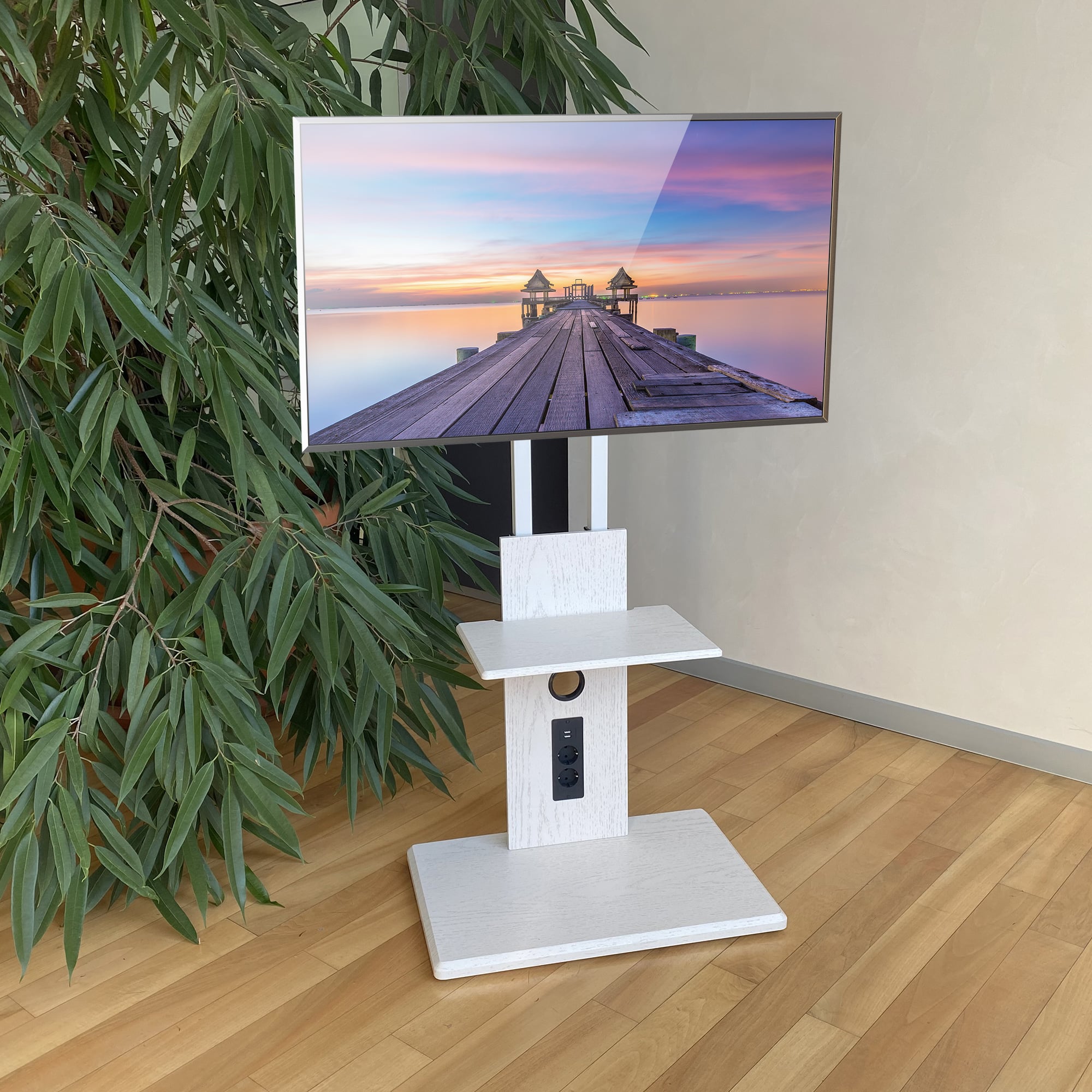 Supporto a Pavimento per TV LCD/LED/Plasma 32-70'' con Prese Elettriche - Techly ICA-TR57PDU
