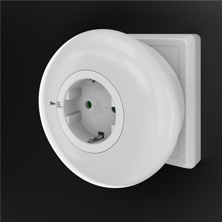 Luce Notturna a 3 LED Plug-In con Sensore Crepuscolare Bianco Freddo - Goobay ICLLE09
