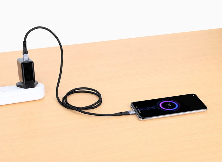 Cavo USB4 EPR USB-C M/M 40G 240W PD 3.1 8K E-Mark 2m - Manhattan ICOC MU4-40G240W2M