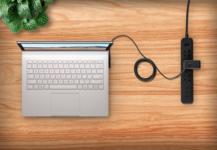 Cavo Ricarica USB-C a Surface Connect 1.8m Nero - Manhattan ICOC USBC-SURFM