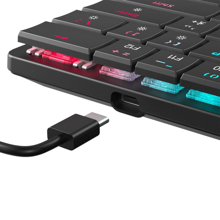 Tastiera Gaming USB-C 62 Tasti con Retroilluminazione LED RGB e 19 Effetti Luce - White Shark ICSB-GK006111