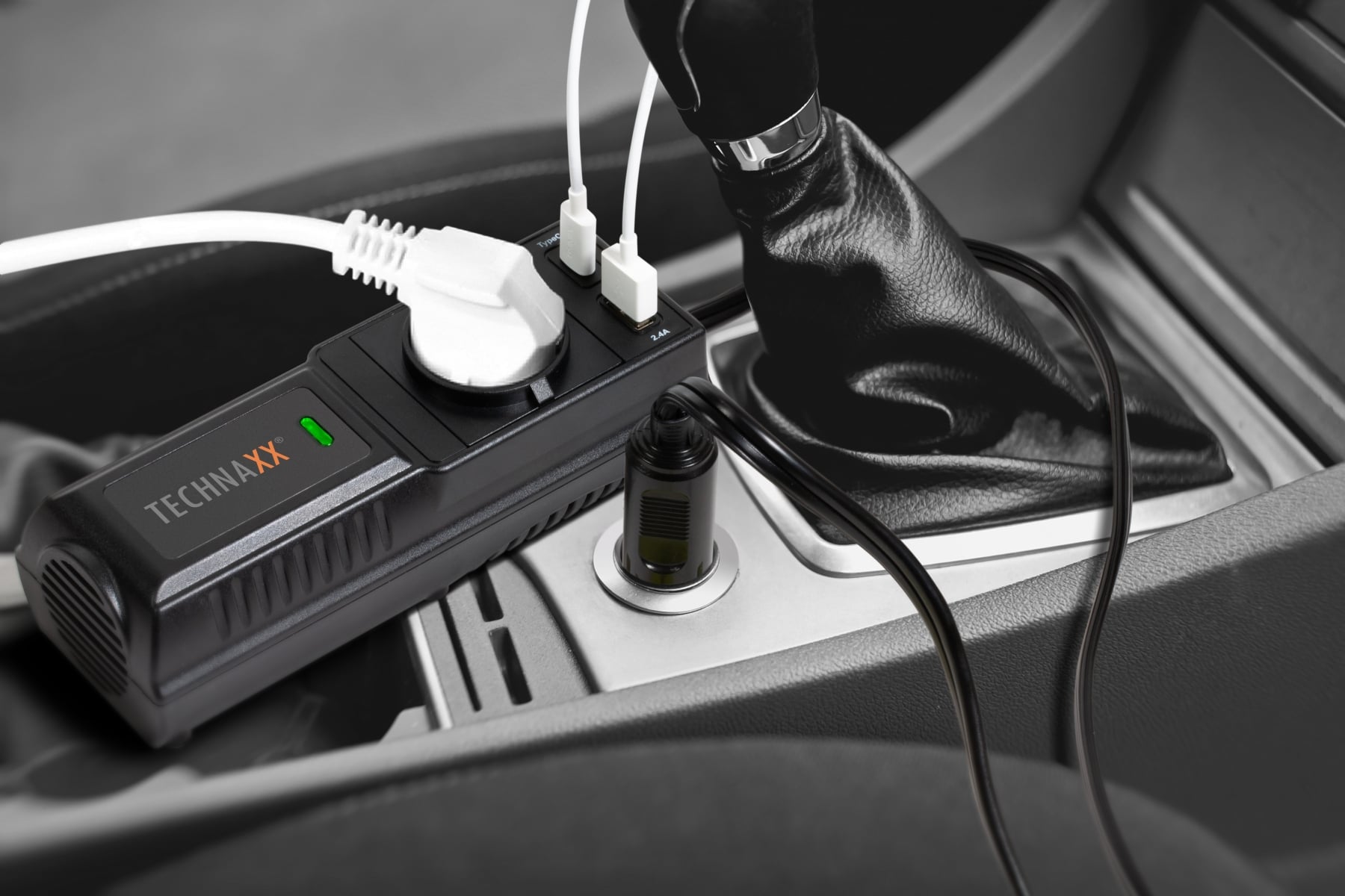 Power Transformer for 12 V/ 230 V cars with USB-A and USB-C - Technaxx ICTX-TE 21