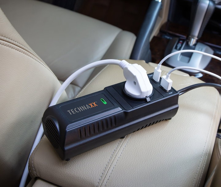 Trasformatore di corrente per auto 12V/230V con USB-A e USB-C - Technaxx ICTX-TE21