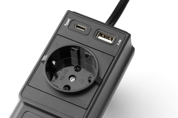 Trasformatore di corrente per auto 12V/230V con USB-A e USB-C - Technaxx ICTX-TE21