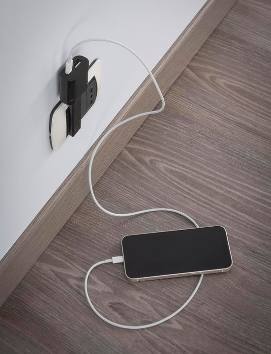 Spina Italiana Ultrapiatta USB-A e USB-C 2P+T 250V 10A 20W Nera - Rosi IPW-SP10-FLAB