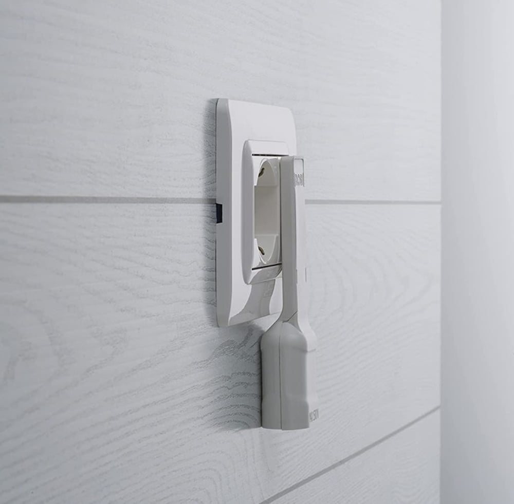 Extra Flat Space Saving Adapter 10 A Bianco - Rosi IPW-SP 10 -FLSW