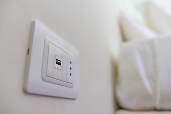 Presa USB con Aggancio Keystone per Ricarica - Intellinet IPW-USB-KEY1A