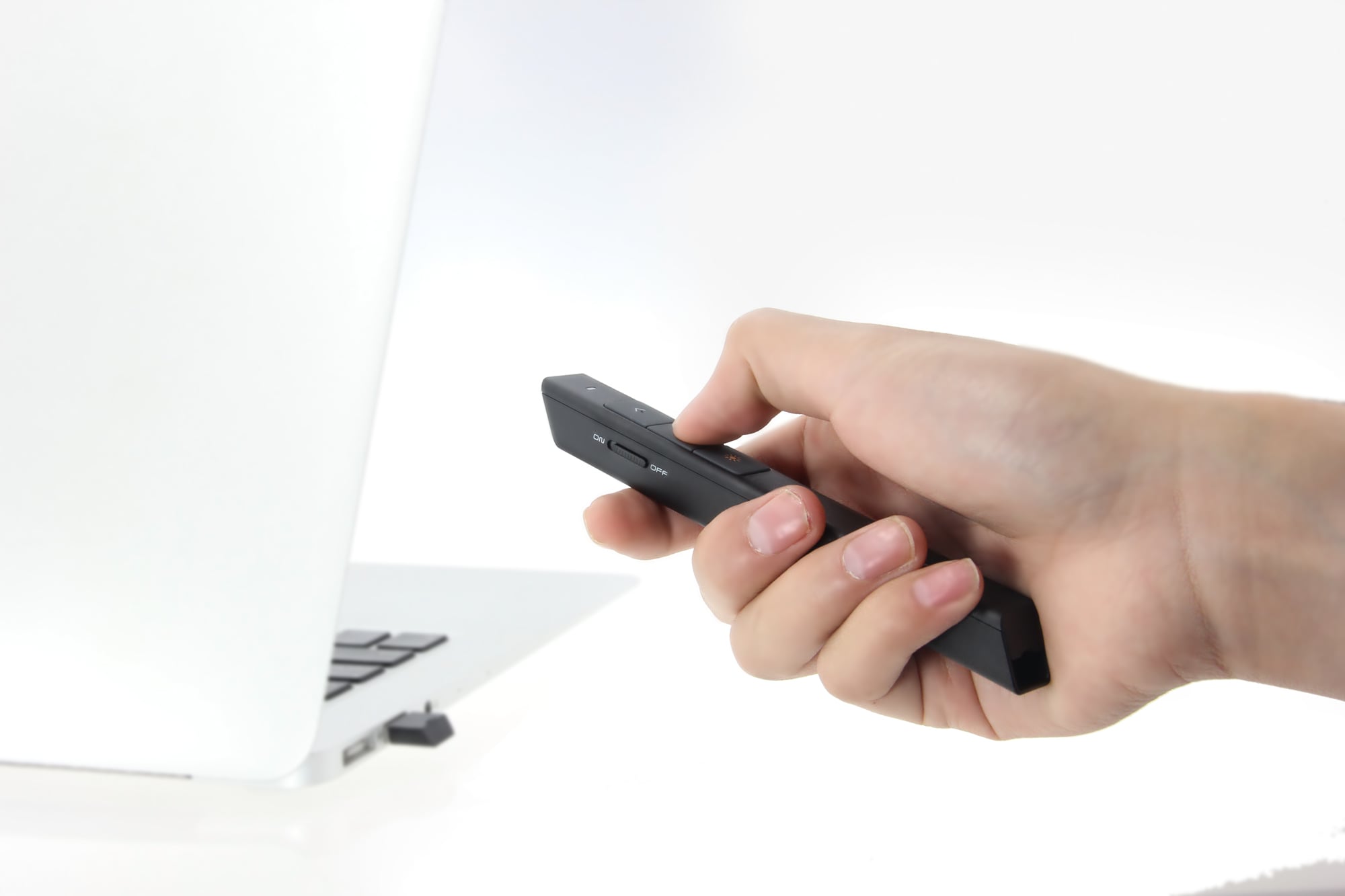 Puntatore Laser Wireless Penna Telecomando Presentazioni Powerpoint - Techly ITC-LASER26