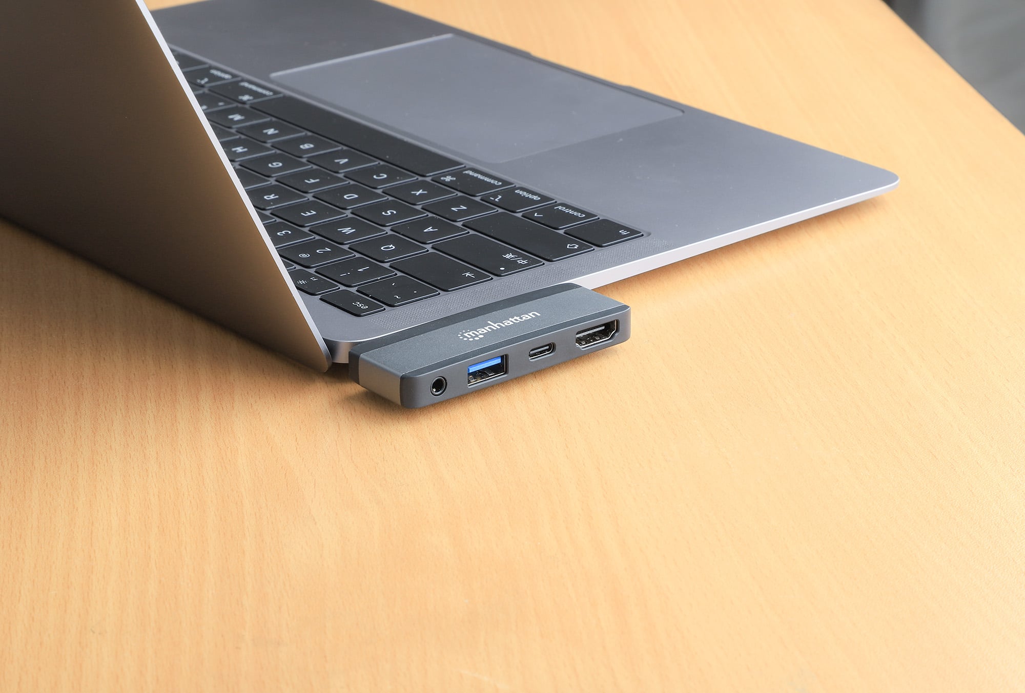 Docking Station USB-C 4-in-1 HDMI PD 100W 3.5mm - Manhattan IUSB32C-HUB4HPD35